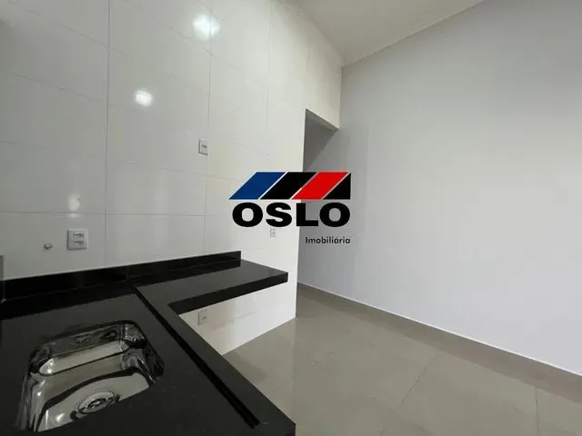 Imagem 8: Casa com 02 Quartos Sendo 01 Suíte, Garagem, Localizada no Residencial santa Rita
