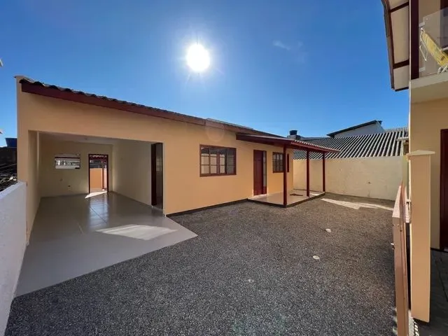 Imagem 7: Casa com 3 Dormitórios, Garagem Coberta, Pátio, Próx as Praias