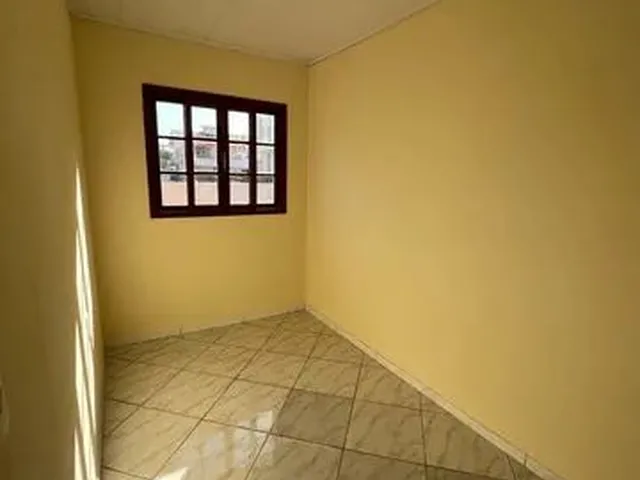 Imagem 9: Casa com 3 Dormitórios, Garagem Coberta, Pátio, Próx as Praias