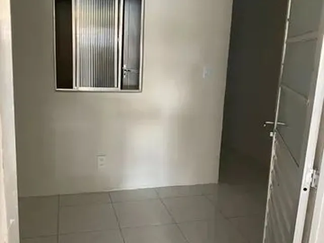 Imagem 1: Aluga-Se Casa com Garagem , Sala ,Dois Quartos , 2 Banheiros , Coxinha e Quintal