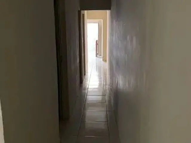Imagem 3: Aluga-Se Casa com Garagem , Sala ,Dois Quartos , 2 Banheiros , Coxinha e Quintal