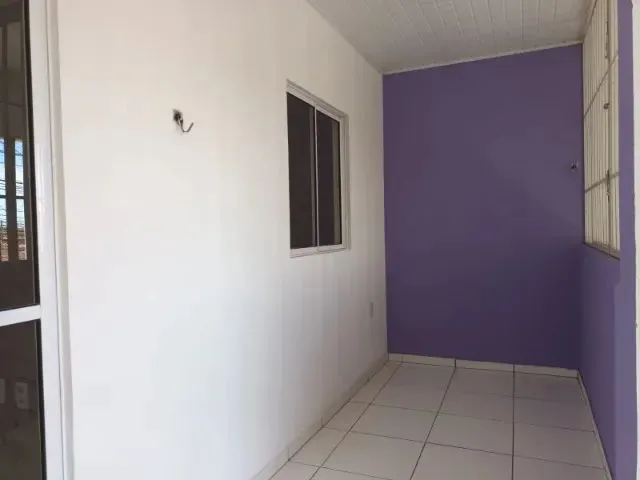 Imagem 3: Casa com Três Quartos para Alugar