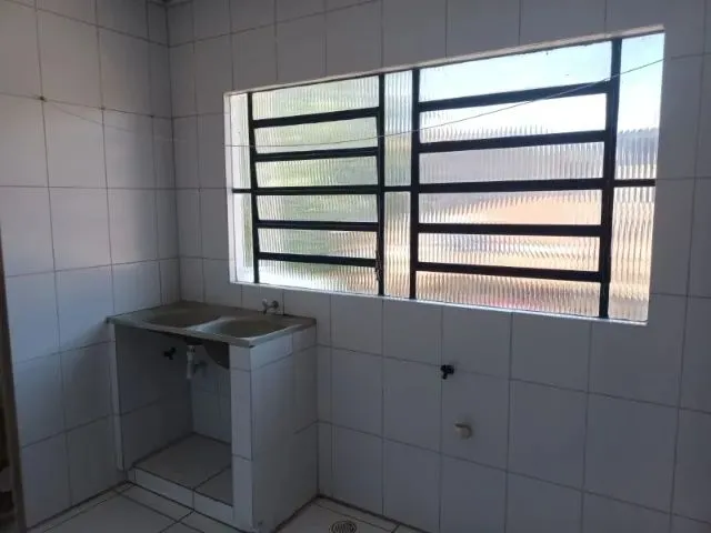 Imagem 10: Casa com Três Quartos para Alugar