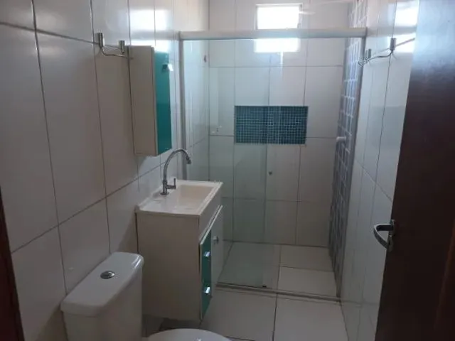 Imagem 2: Casa com Três Quartos para Alugar