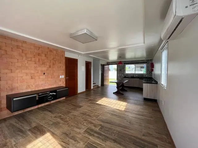 Imagem 3: Casa 03 Dormitório no Loteamento Potal do Ribeirão, Florianópolis