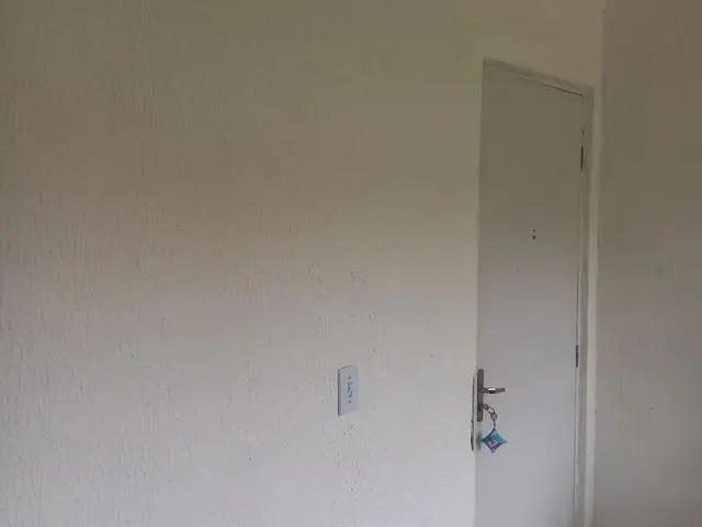 Imagem: O apartamento possui 2 Dormitórios, 1 Banheiro,