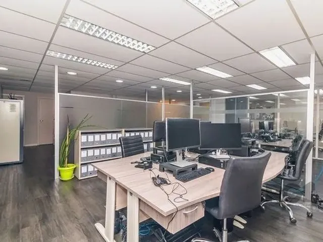 Imagem 12: Excelente Sala Comercial de 140M² no Centro