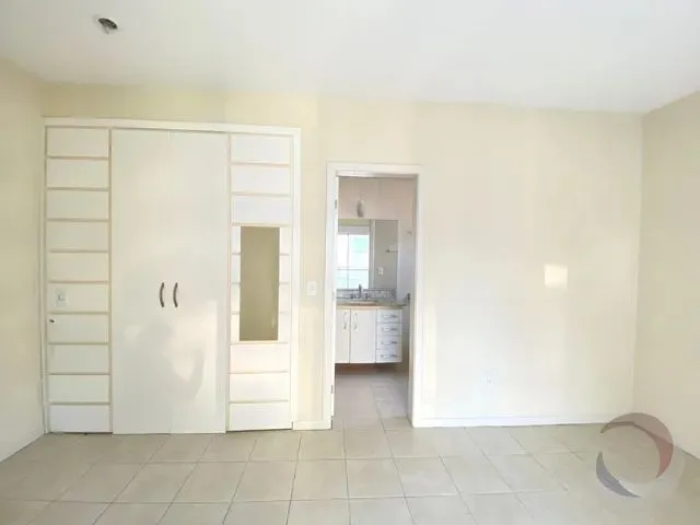 Imagem 11: Apartamento para Venda de 3 Quartos em Itacorubi - Florianópolis - Sc