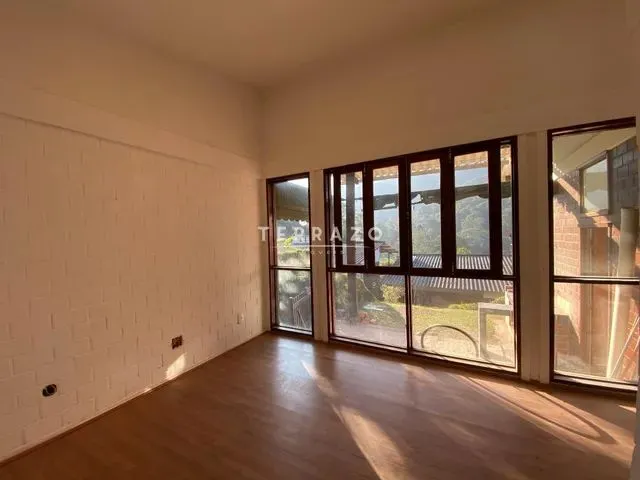 Imagem: Casa À Venda, 3 Quartos, 1 Suíte, Posse