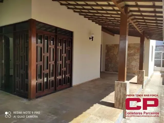 Imagem: Casa com 5/4 para Residencia e Ou Comercio