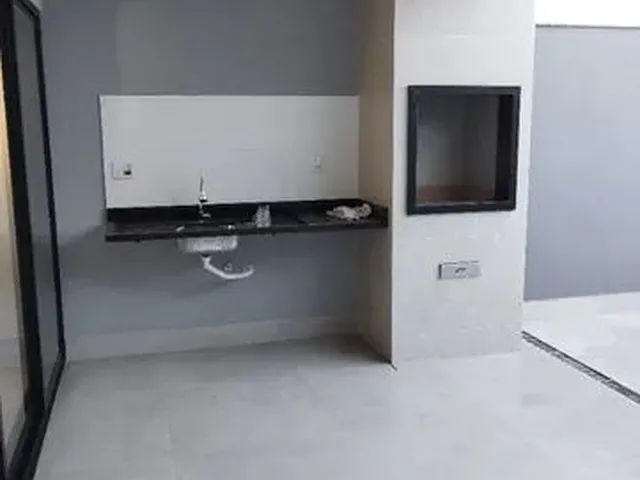 Imagem 7: Vende- Se Casa com 3 Quartos e Piscina
