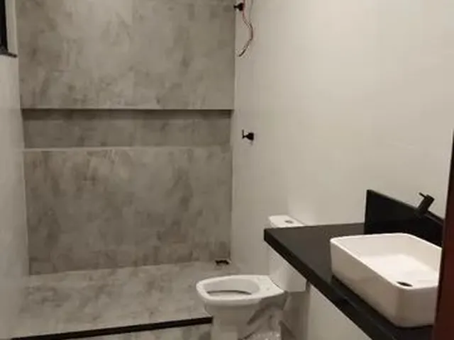 Imagem 16: Vende- Se Casa com 3 Quartos e Piscina