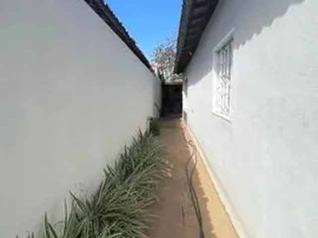 Imagem 14: Casa 3 Dormitórios para Venda em Cuiabá, Jardim Industriário, 3 Dormitórios, 2
