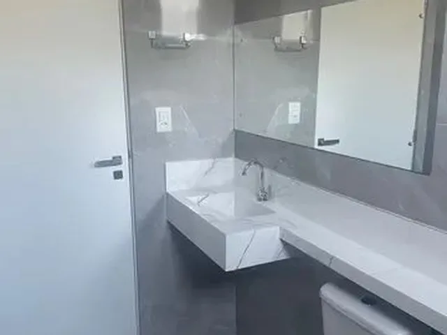 Imagem 11: Alugo Casa na Vila Planalto. Nascente