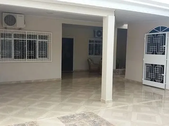 Imagem 1: Casa com 4 Quartos em Bonfim - Salvador - Ba (Utilize Seu Fgts Como Entrada