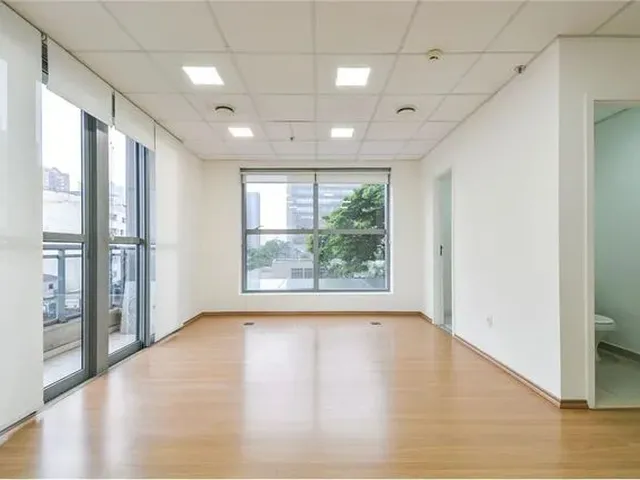 Imagem: Sala com 3 Dormitorio(S) Localizado(A) no