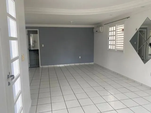 Imagem 7: Casa Duplex Condomínio Fechado