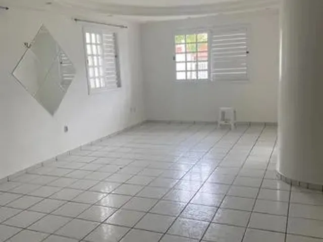 Imagem 2: Casa Duplex Condomínio Fechado