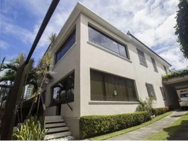 Imagem: Alugo Salas Comerciais de Alto Padrão para