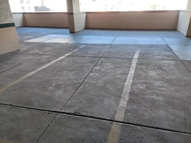Imagem: Garagem Centro, Aluguel Ou Venda, Controle