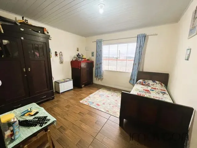 Imagem 3: Casa para Venda em Joinville, Nova Brasília, 3 Dormitórios, 2 Suítes, 2 Banheiros, 2