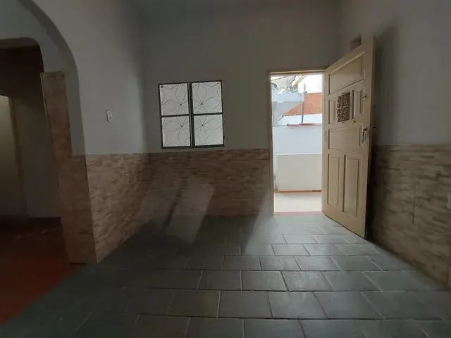 Imagem: Casa de Fundos Junto a Rua Boiobi em Bangu