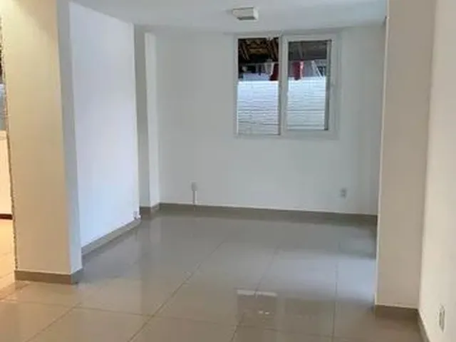 Imagem 6: Casa com 200M², 4/4 Sendo 2 Suíte no Parque Jóquei - Lauro de Freitas - Ba