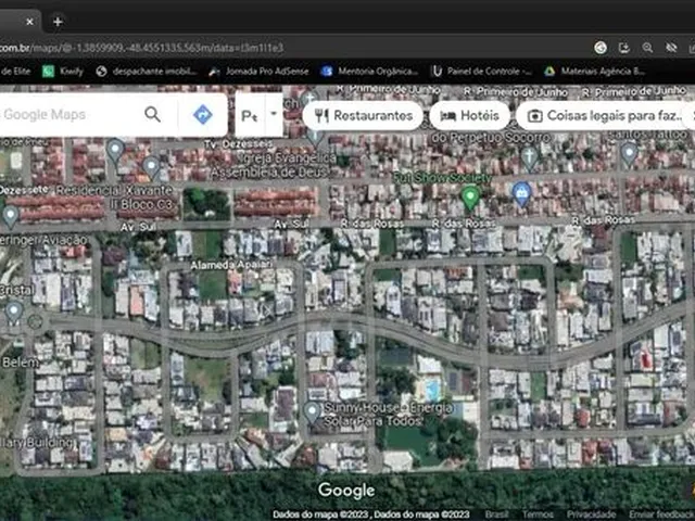 Imagem: Lote de Esquina, com 900M² (30 Metros de