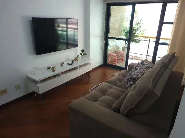 Imagem: O apartamento possui 3 Dormitórios, 2 Banheiros, 1 Vaga na