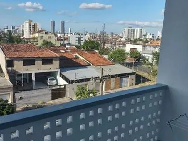 Imagem 3: Oportunidade de Apartamento no Catolé com Porteira Fechada , com Varanda e Suíte