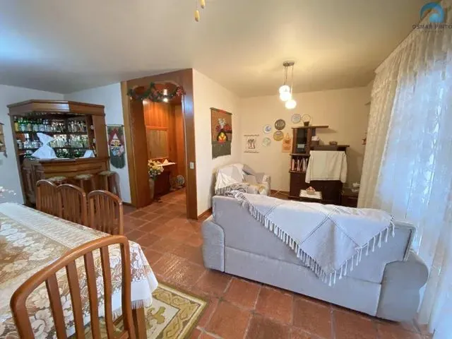 Imagem 3: Apartamento a Venda em Próximo as Quatro Praças