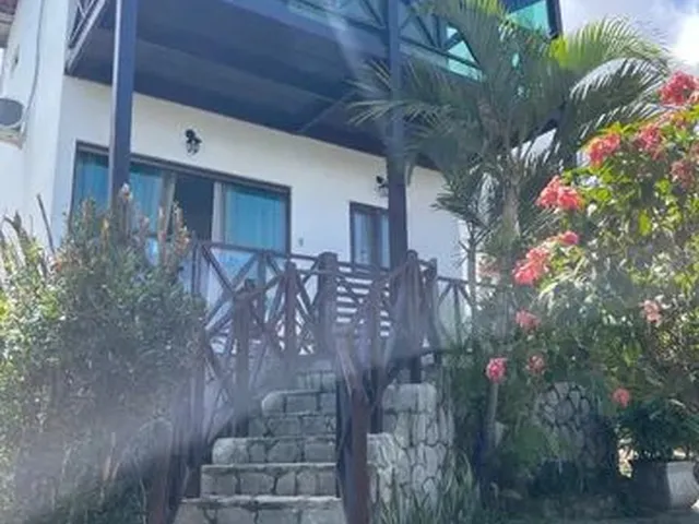 Imagem: A casa em condomínio possui 4 Dormitórios, 3 Suítes, 3