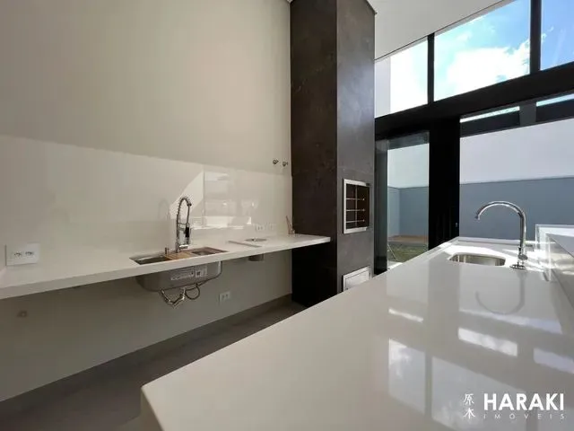 Imagem 9: Casa em Condomínio para Venda em Maringá, Parque Industrial, 3 Dormitórios, 3 Suítes