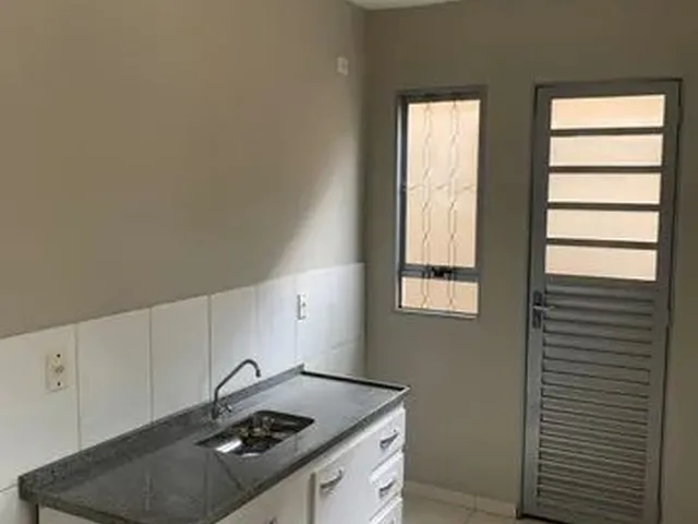Imagem 6: Casa Geminada Dentro de Condominio Fechado