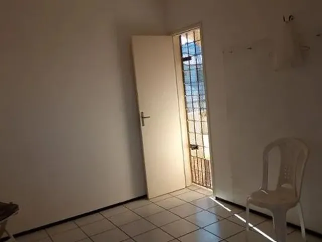 Imagem: Aluga-Se Quarto com Banheiro na Cidade dos
