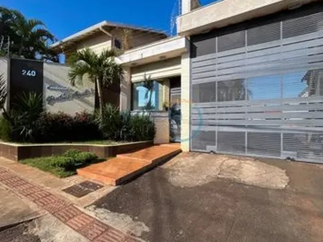 Imagem: Casa Residencial com 4 Quartos para Alugar