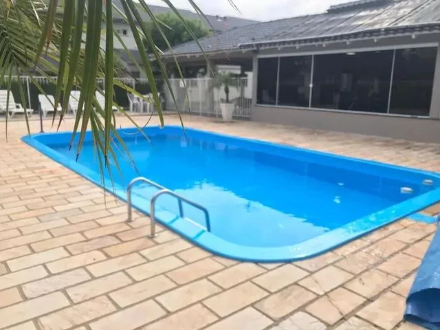 Imagem: Alugo Casa com Piscina em Condomínio Fechado