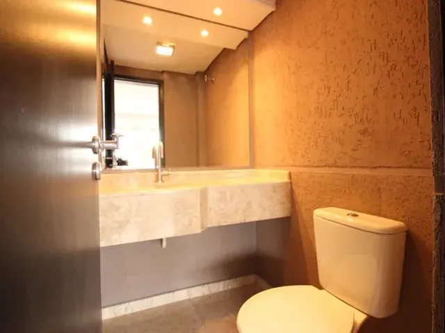 Imagem 3: Apartamento com 4 Dormitórios de Fácil Acesso com Apla Planta