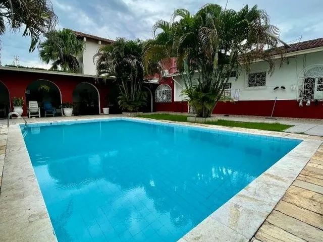 Imagem: Duplex com Piscina, Aleixo- Via Pública
