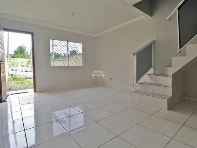 Imagem 2: Casa de Condomínio Sobrado para Venda com 3 Quartos