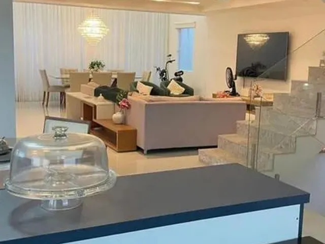 Imagem 2: Oportunidade, Casa Pronta para Morar em Alphaville Litoral, Casa Ampla Finamente Decorada