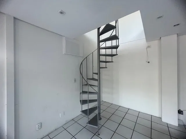 Imagem 7: Alugo - Loja Comercial Térrea Centro( 47M2