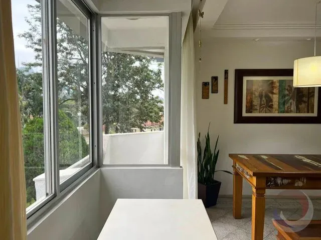 Imagem 7: Apartamento com 3 Dormitórios, Sendo 1 Suíte em Carvoeira - Florianópolis - Sc
