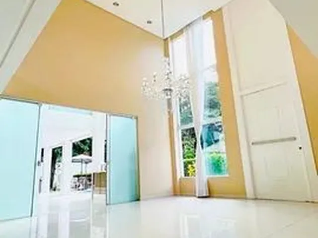 Imagem 4: Duplex com 4 Suítes e Piscina