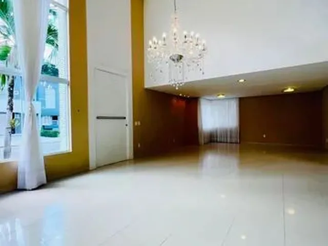 Imagem 2: Duplex com 4 Suítes e Piscina