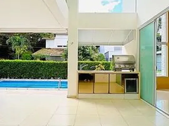 Imagem 8: Duplex com 4 Suítes e Piscina