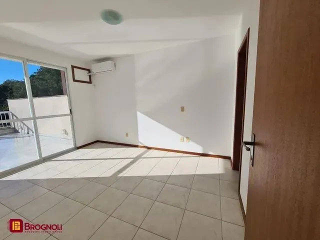 Imagem 14: Cobertura para Venda com 3 Quartos Suíte 2 Vagas Próximo Ao Centro de Florianópolis