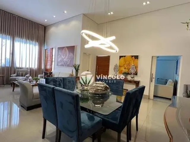 Imagem: Casa com 3 Dormitórios À Venda, 215 M²
