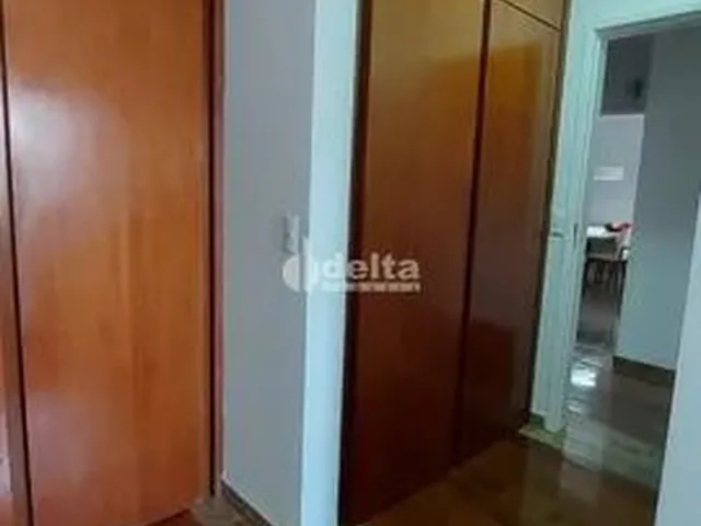 Imagem 8: Apartamento À Venda, 3 Quartos, 3 Suítes, 2 Vagas, Osvaldo Rezende - Uberlândia/Mg