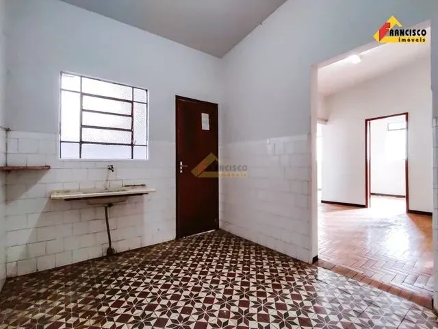 Imagem 16: Casa para Aluguel, 2 Quartos, Centro - Divinópolis/Mg